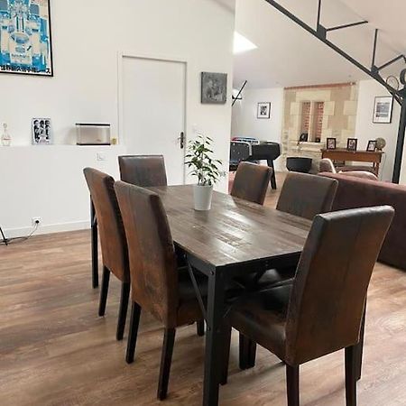 Loft Proche Centre Ville Hotes Habitant A L Etage Laval  Ngoại thất bức ảnh