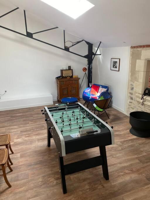 Loft Proche Centre Ville Hotes Habitant A L Etage Laval  Ngoại thất bức ảnh