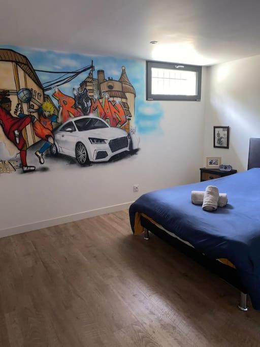 Loft Proche Centre Ville Hotes Habitant A L Etage Laval  Ngoại thất bức ảnh